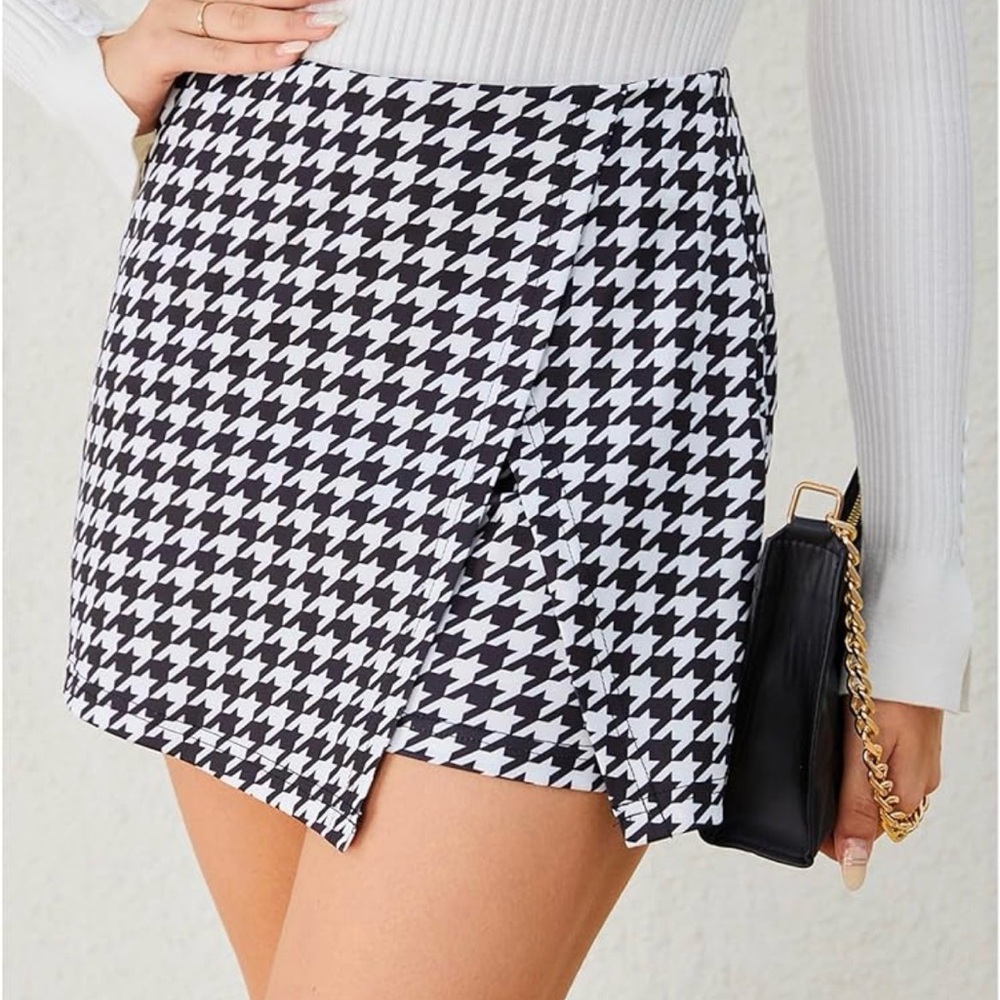 Black white Houndstooth skort 3X undersized NWT